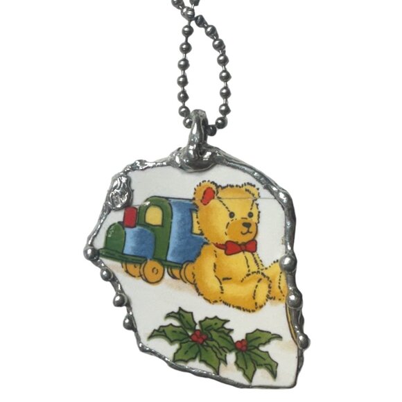 VNTG Holiday Broken China Teddy Bear w/ Presents Pendant Encased in Silver Bezel - Picture 9 of 14